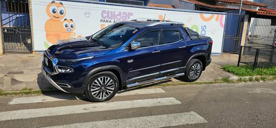 FIAT TORO 2.0 16V TURBO DIESEL RANCH 4WD AT9 FIAT TORO 2.0 16V TURBO DIESEL RANCH 4WD AT9